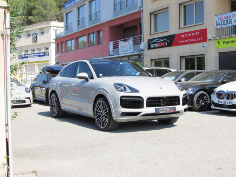 PORSCHE CAYENNE COUPE 3.0 V6 462 CH E-HYBRID