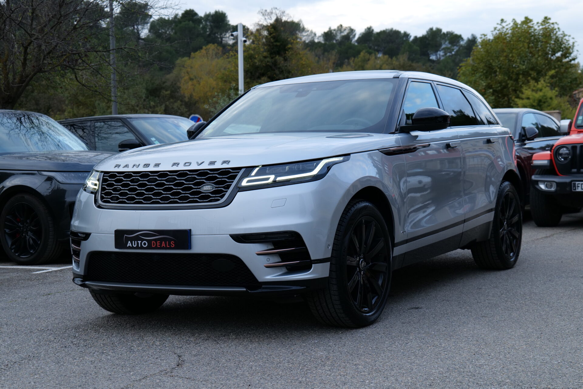 LAND ROVER RANGE ROVER VELAR 2.0 D 180 CH 4WD HSE R-DYNAMIC AUTO